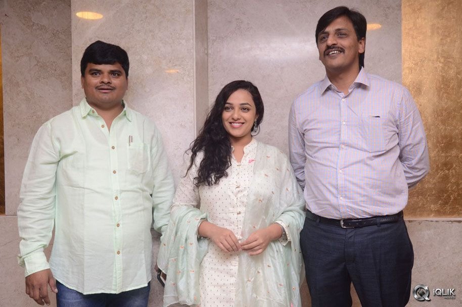 100-Days-of-Love-Movie-Audio-Launch